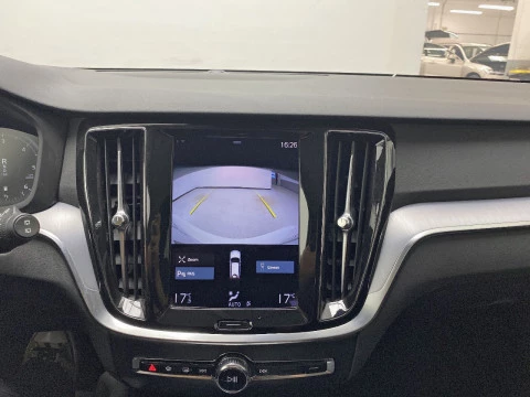 Volvo V60 , B4 AWD mild hybrid