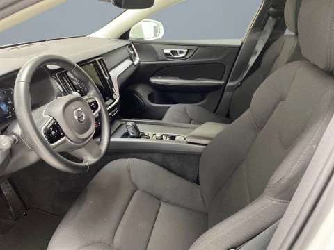 Volvo V60 , B4 AWD mild hybrid