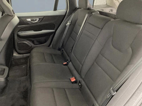 Volvo V60 , B4 AWD mild hybrid