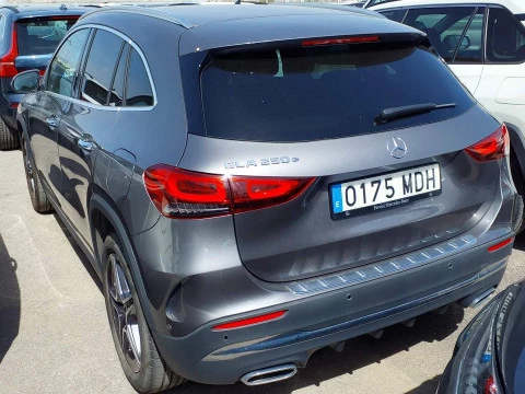 Mercedes-Benz GLA GLA 250 e