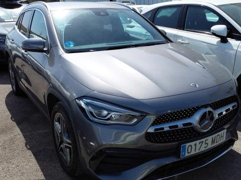 Mercedes-Benz GLA GLA 250 e
