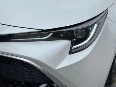 Toyota Corolla 5 Puertas Advance 180H T/A (e-CVT)