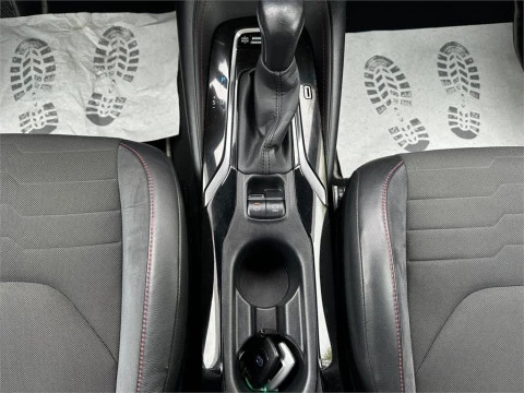 Toyota Corolla 5 Puertas Advance 180H T/A (e-CVT)