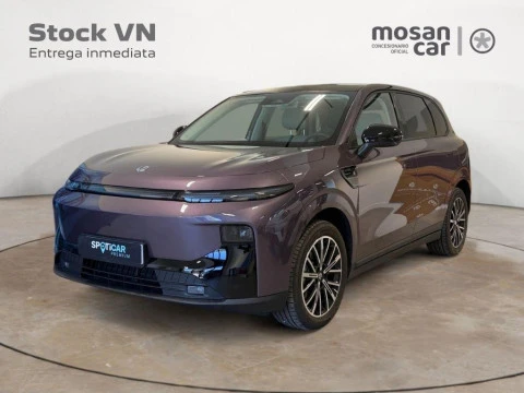 Leapmotor B10 B10 REEV 18.8 kWh Design Auto