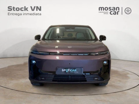 Leapmotor B10 B10 REEV 18.8 kWh Design Auto