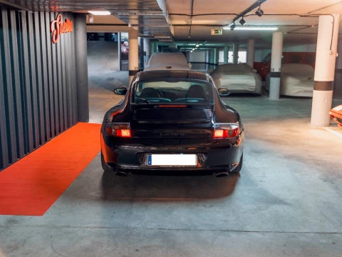 Porsche 911 Carrera Coupe