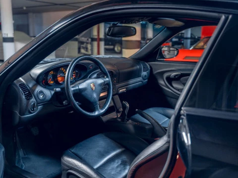 Porsche 911 Carrera Coupe