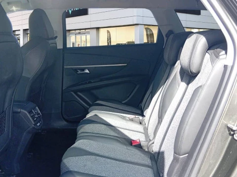 Peugeot 5008 1.5 BlueHDi 96kW (130CV) S&S Allure EAT8