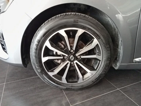Renault Clio techno Eco-G 100cv (74kW)