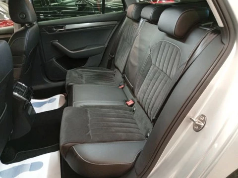 Skoda Superb Combi Ambition 1.4 TSI iV P-HEV DSG