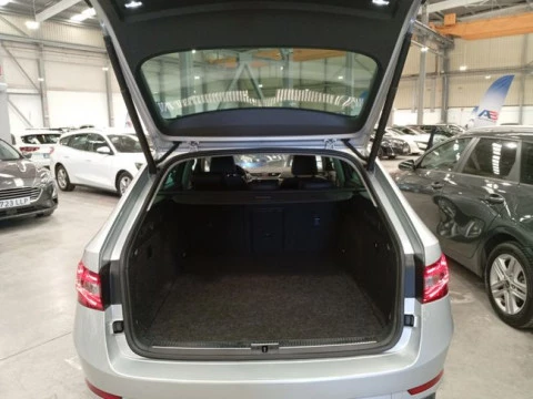 Skoda Superb Combi Ambition 1.4 TSI iV P-HEV DSG