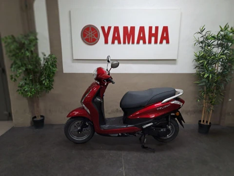 Yamaha D'elight 125 ROJO (DRMK)
