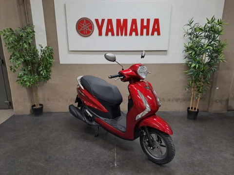 Yamaha D'elight 125 ROJO (DRMK)