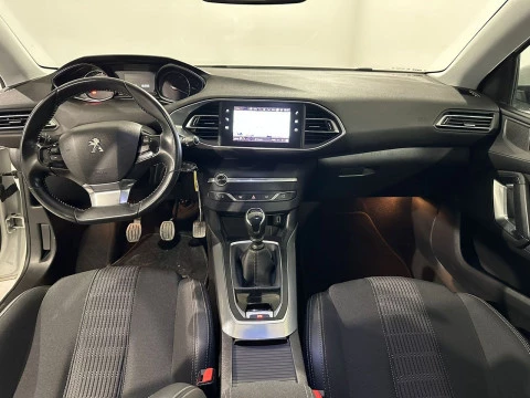 Peugeot 308 1.2 PURETECH S&S ALLURE 130