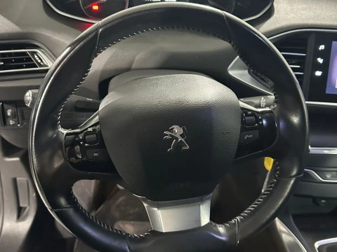 Peugeot 308 1.2 PURETECH S&S ALLURE 130