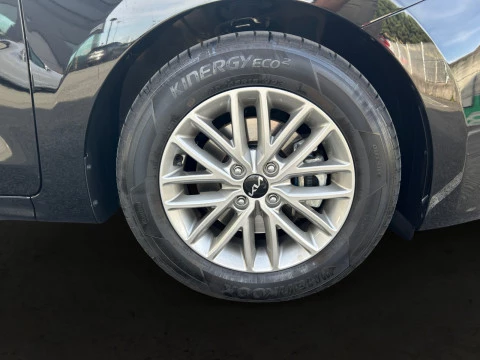 Kia Rio 1.0 T-GDi 74kW (100CV) MHEV iMT Concept