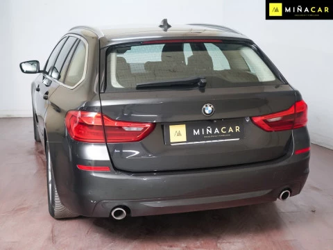 BMW Serie 5  518d Touring 190CV