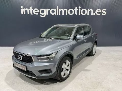 Volvo XC40 2.0 D3 Momentum Volvo XC40 2.0 D3 Momentum