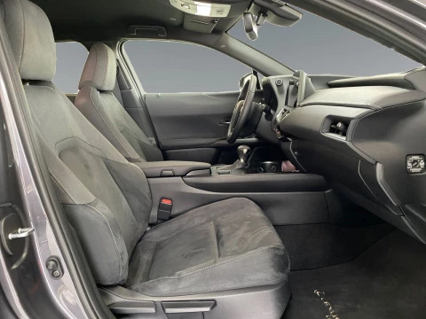 Lexus UX 2.0 250h Premium