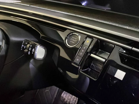 Peugeot 5008 Hybrid 1.2 100KW Allure eDCS6