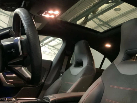 Mercedes-Benz CLA 200 D DCT