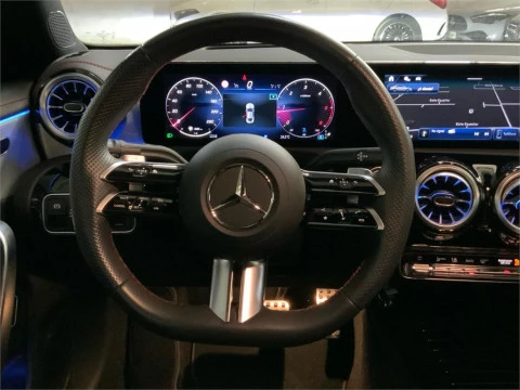 Mercedes-Benz CLA 200 D DCT