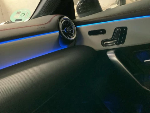 Mercedes-Benz CLA 200 D DCT