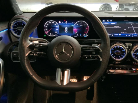 Mercedes-Benz CLA 200 D DCT