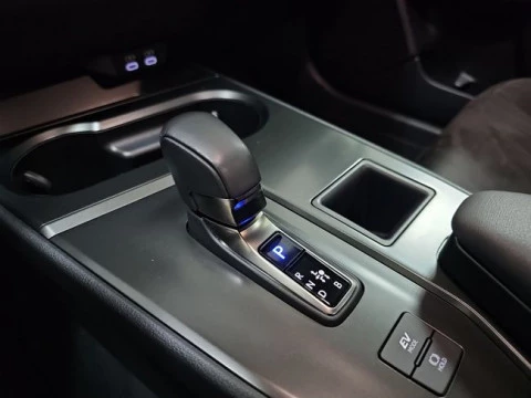 Lexus UX 2.0 300h UX