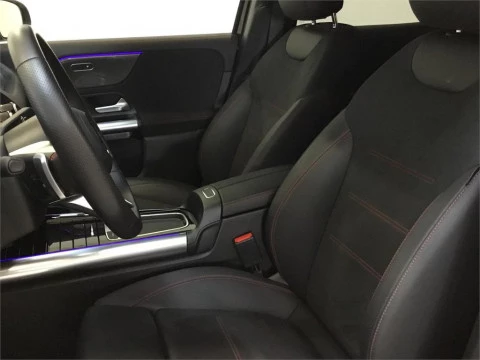 Mercedes-Benz GLA 200 D