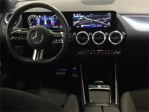 Mercedes-Benz GLA 200 D