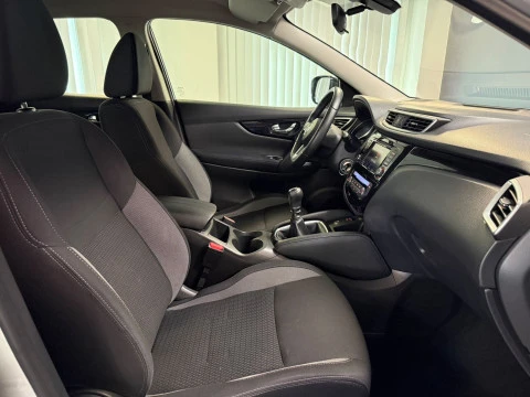 Nissan Qashqai DIG-T 103 kW (140 CV) E6D ACENTA