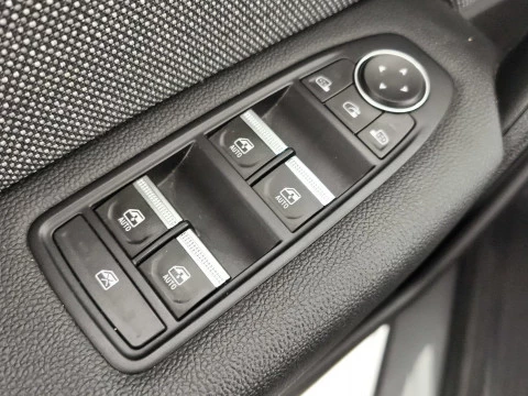 Renault Captur  Gasolina/gas  TCe Techno 74kW GLP