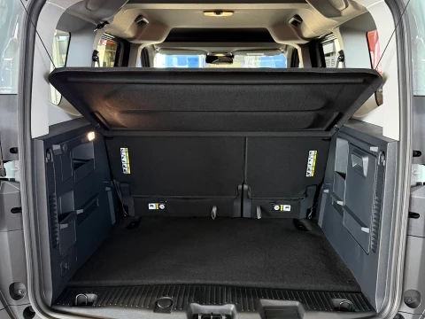 Ford Tourneo Courier BEV 43,5kWh 100kW (136CV) Active Auto