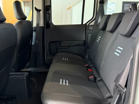 Ford Tourneo Courier BEV 43,5kWh 100kW (136CV) Active Auto