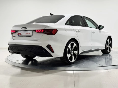 Audi A3 Sedan S line 35 TDI 110kW S tronic