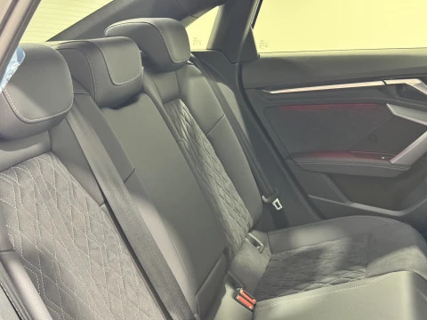 Audi A3 Sedan S line 35 TDI 110kW S tronic