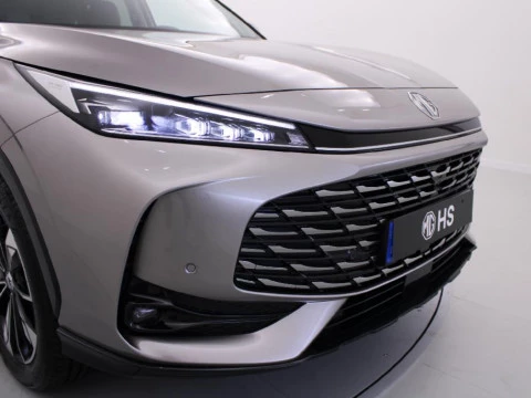 MG HS 1.5MT LUXURY MY24