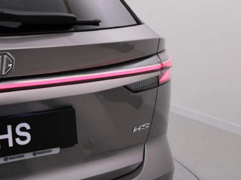 MG HS 1.5MT LUXURY MY24