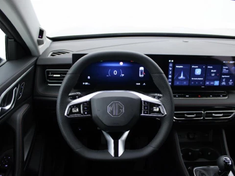 MG HS 1.5MT LUXURY MY24