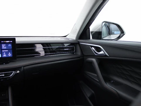 MG HS 1.5MT LUXURY MY24