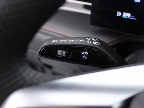 MG HS 1.5MT LUXURY MY24