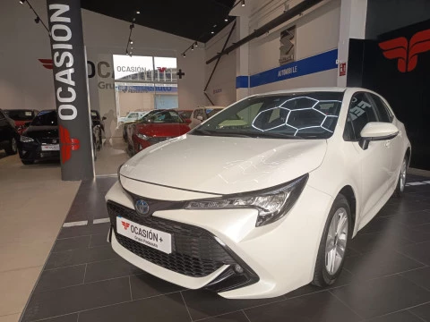 Toyota Corolla 1.8 125H ACTIVE TECH E-CVT