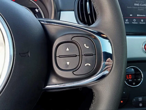 Fiat 500 1.0 Hybrid Dolcevita 51 kW (70 CV)