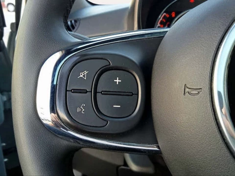 Fiat 500 1.0 Hybrid Dolcevita 51 kW (70 CV)