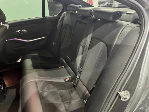 BMW 318 318D BERLINA