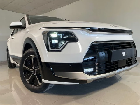 Kia Niro 1.6 GDi HEV 95kW (129CV) Drive