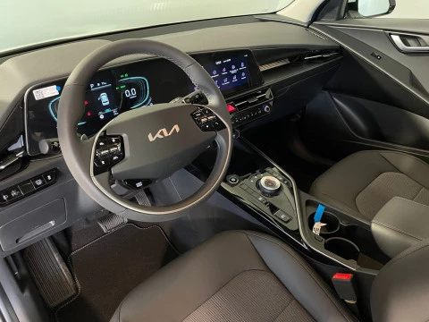 Kia Niro 1.6 GDi HEV 95kW (129CV) Drive