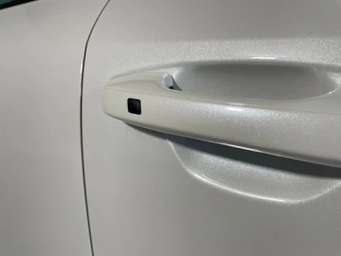 Kia Niro 1.6 GDi HEV 95kW (129CV) Drive