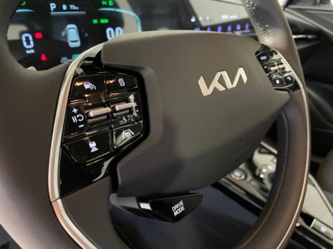 Kia Niro 1.6 GDi HEV 95kW (129CV) Drive